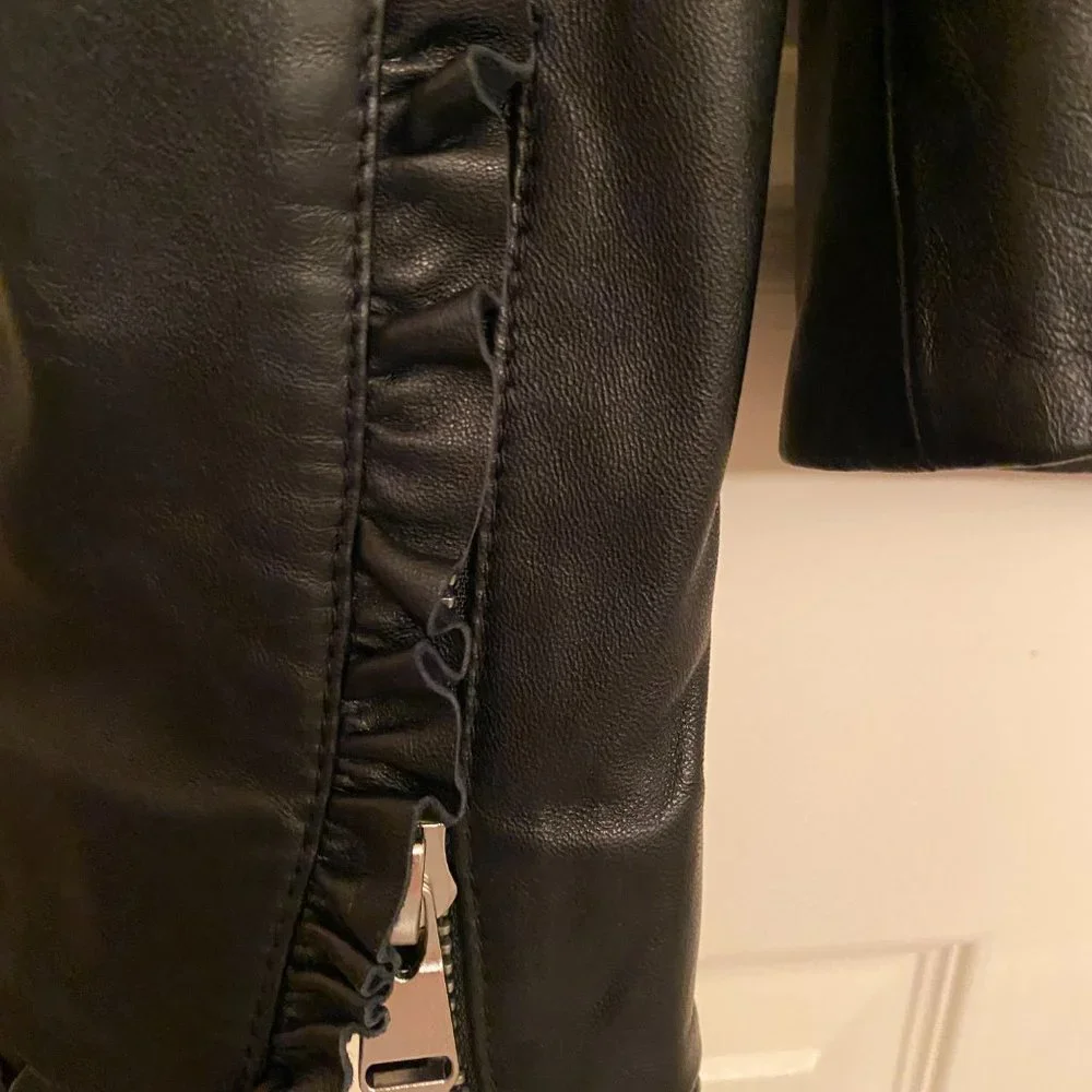 Cinq A Sept Eloise Moto Biker Leather Jacket Ruffled Trim SZ S - Picture 8 of 10